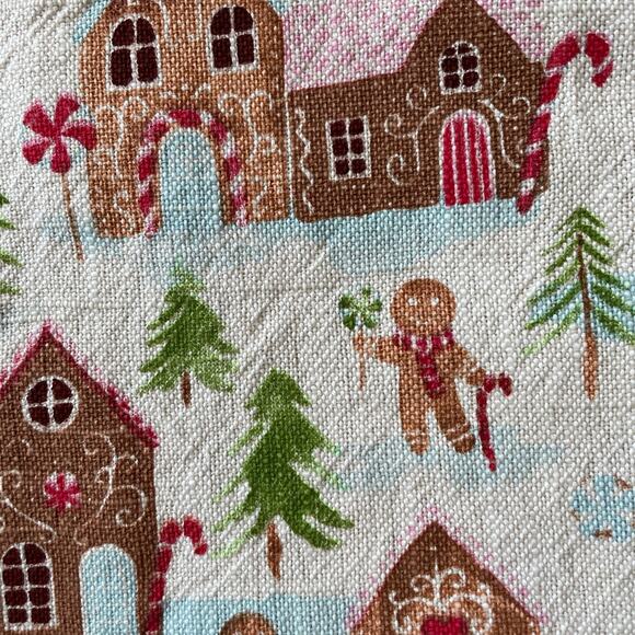 Set of 2 CUPCAKES & CASHMERE Oversized Gingerbread Kitchen Dish Towels NEW - Picture 2 of 10